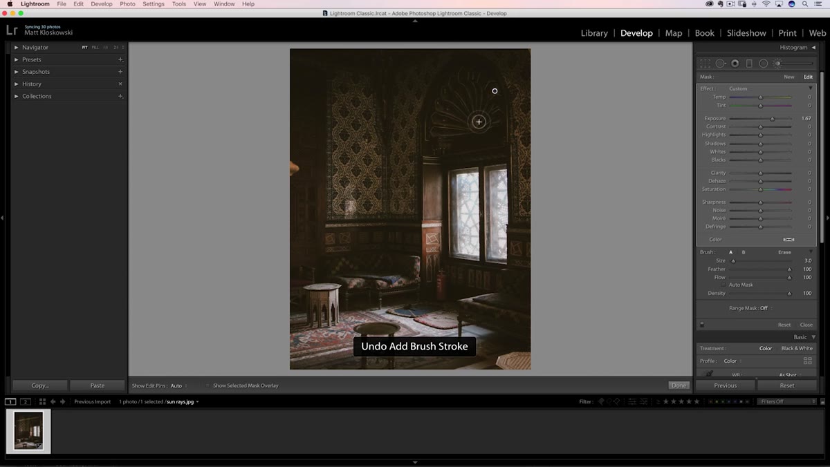 Single click placed near the top of the frame as ray origin