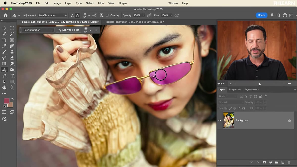 Painting on glasses with Hue/Saturation adjustment active
