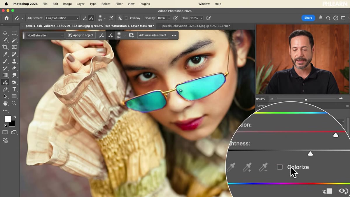 Colorize checkbox enabled in Hue/Saturation panel