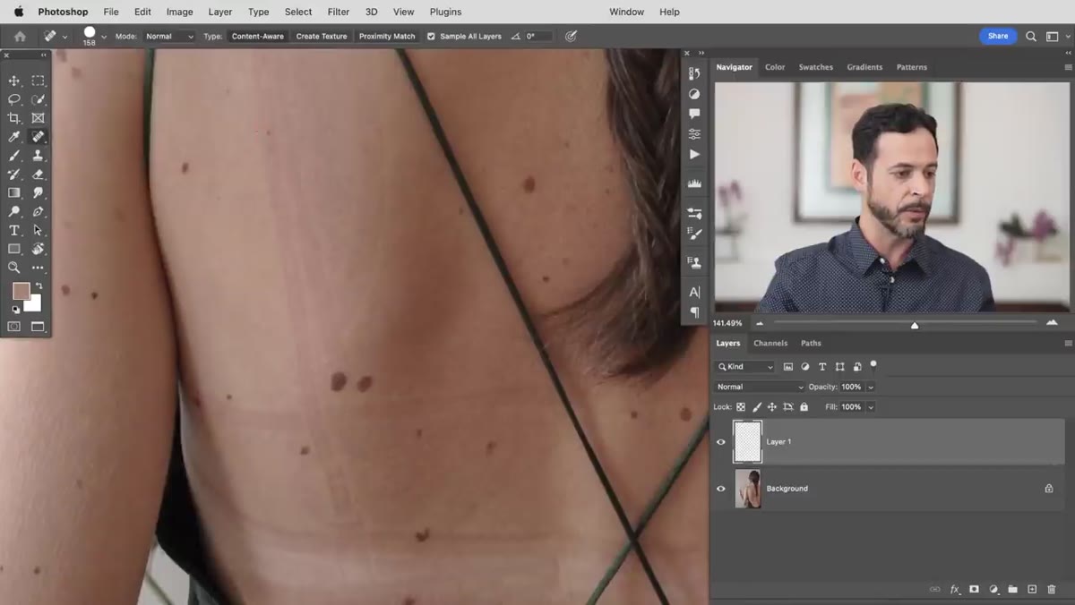 Spot healing brush painting over skin marks
